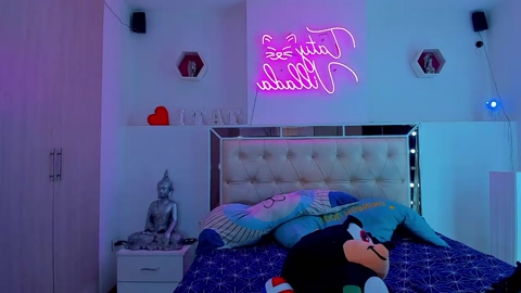 sexyhot_cat  14-01-2023